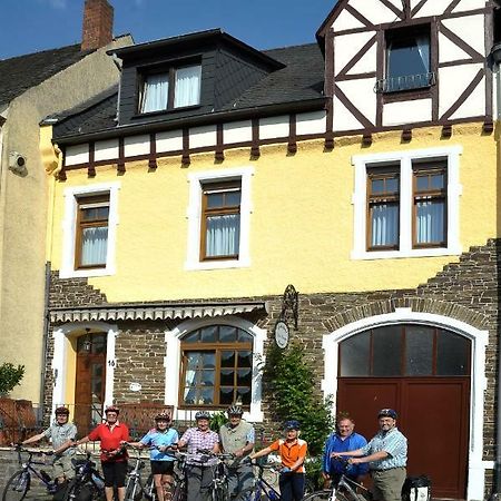 Ferienhaus Erich Bremm Mit Moselblick Neef Екстериор снимка